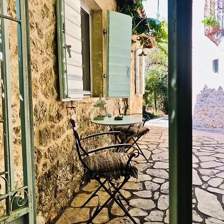 Pavezzo Country Retreat Aparthotel Katouna Exterior photo