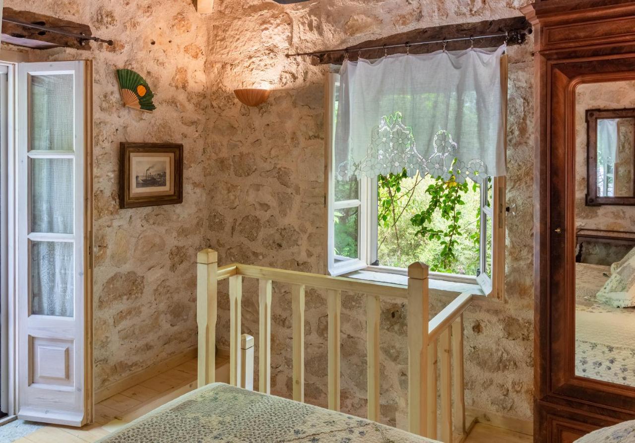Pavezzo Country Retreat